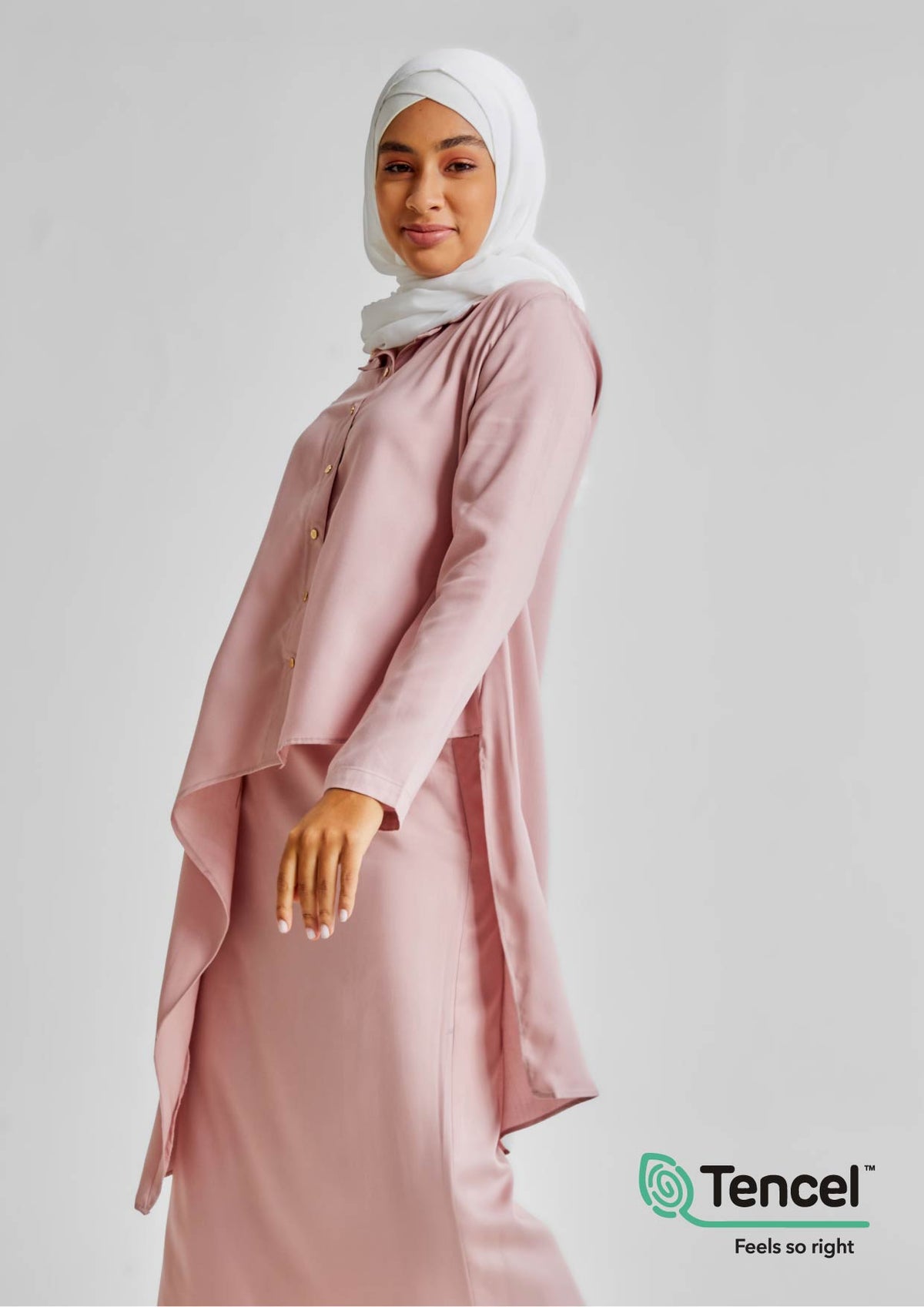 Asymmetric Hem Shirt in Tencel™