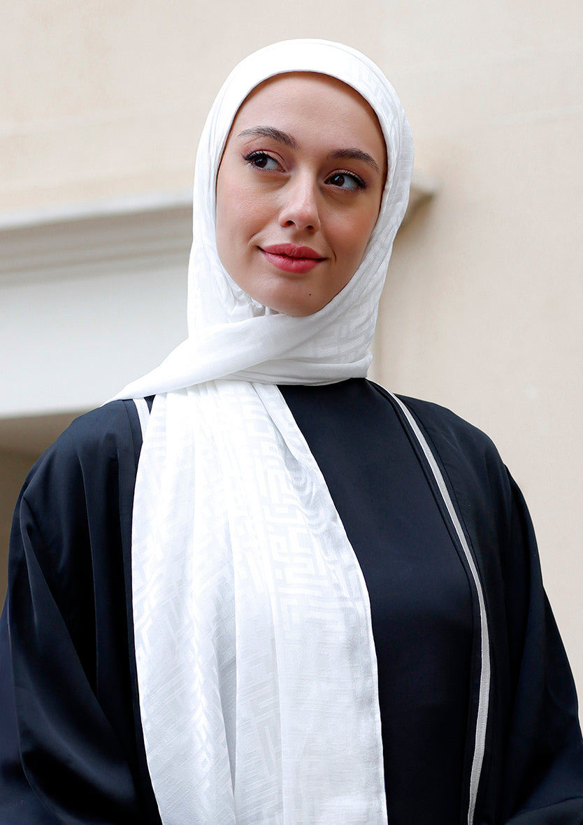 Jacquard Monogram White - Instant Hijab Set with Inner